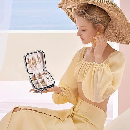 Travel Jewelery Case,Travel Essentials for Women Small Jewelry Box,Birthday Gifts for Women Bridesmaid Gifts Graduation Gifts for Girls Girlfriend Mom Wife Leopard